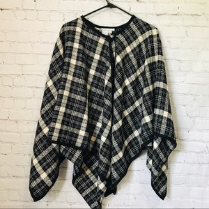 L. K. C. For Country Wear plaid shawl women’s L.